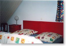 eines der beiden Schlafzimmer